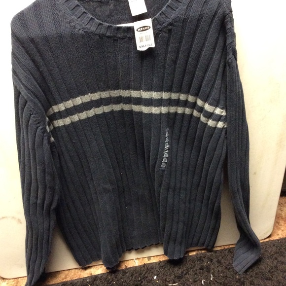 Old navy sweater - Picture 1 of 2